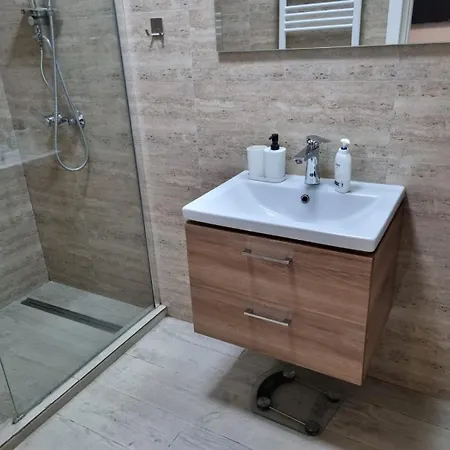 Apartament Mihai 아파트 Năvodari